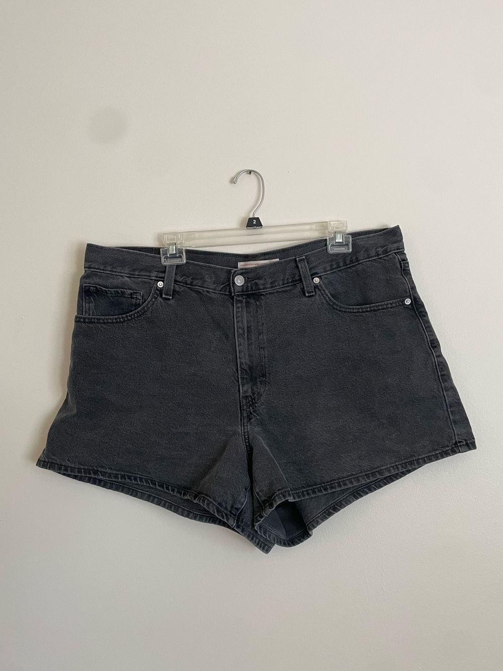 Levi’s High Waisted Mom Shorts size 18W